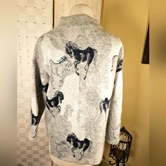 Kate Spade stallions sweater wild ones. Size small - Picture 2 of 8